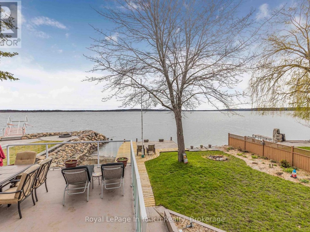 278 Robins Point Road, Georgian Bay