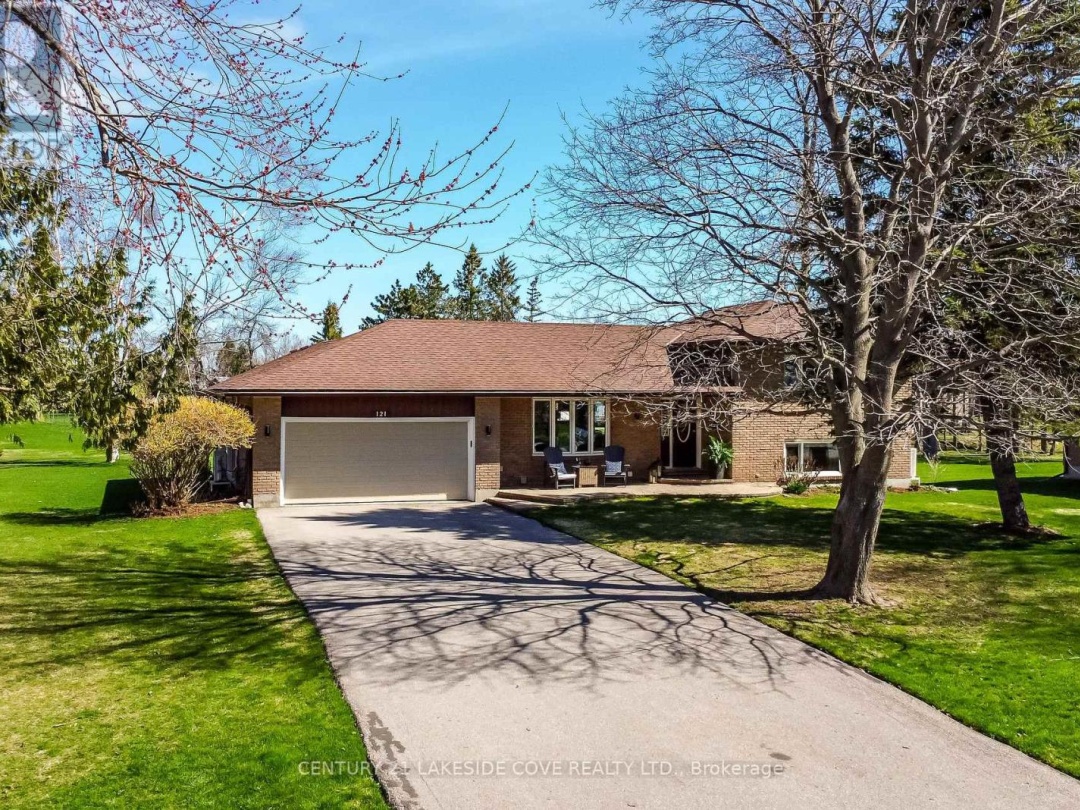 121 Bayshore Drive, Lake Simcoe