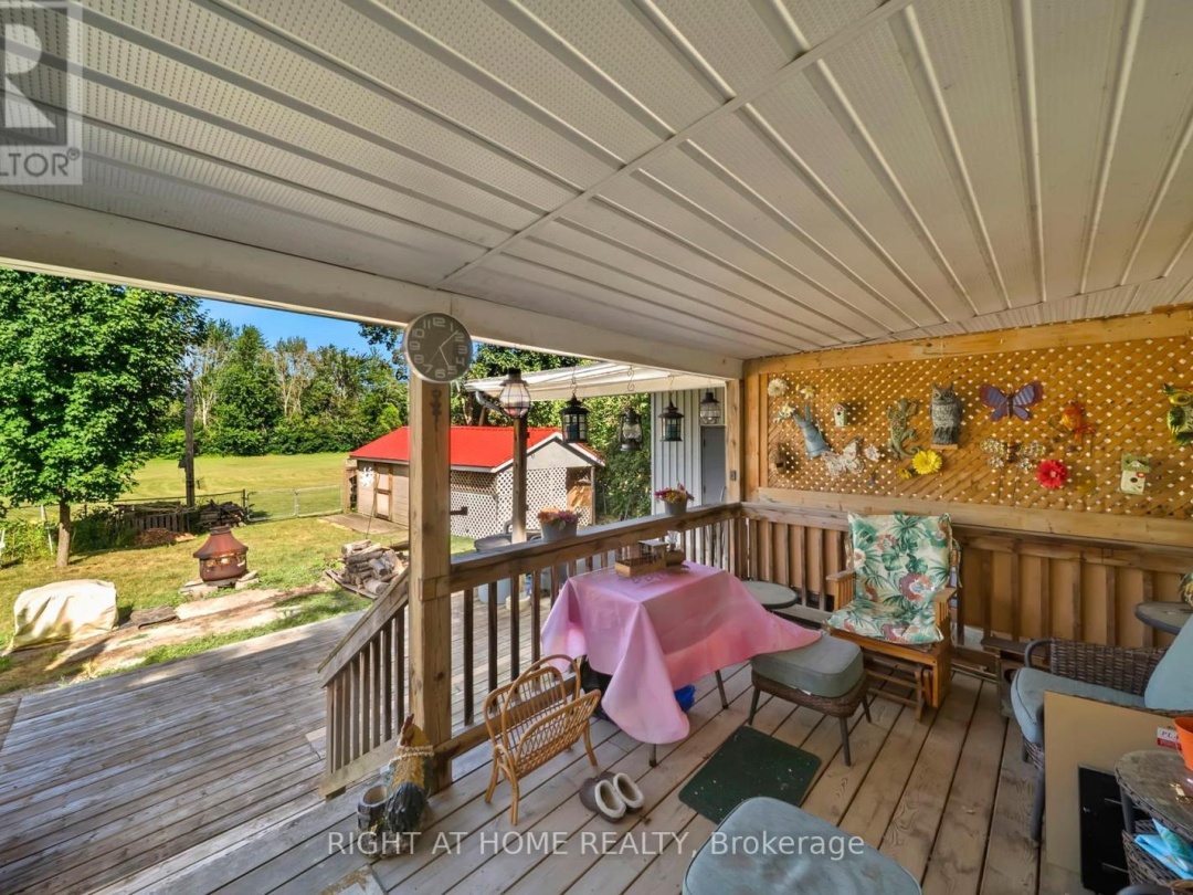 392 BAYVIEW PARKWAY, 