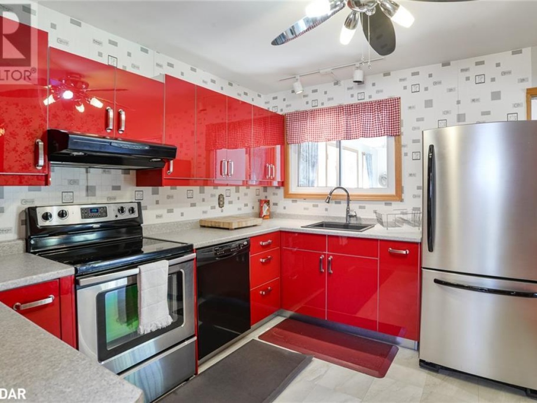 35 OLD INDIAN Trail, 