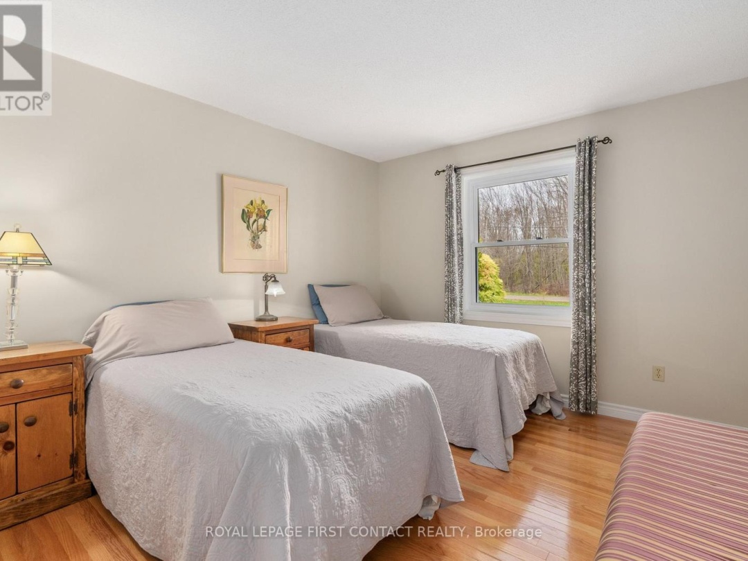 4051 RIVER ROAD, Lake Simcoe