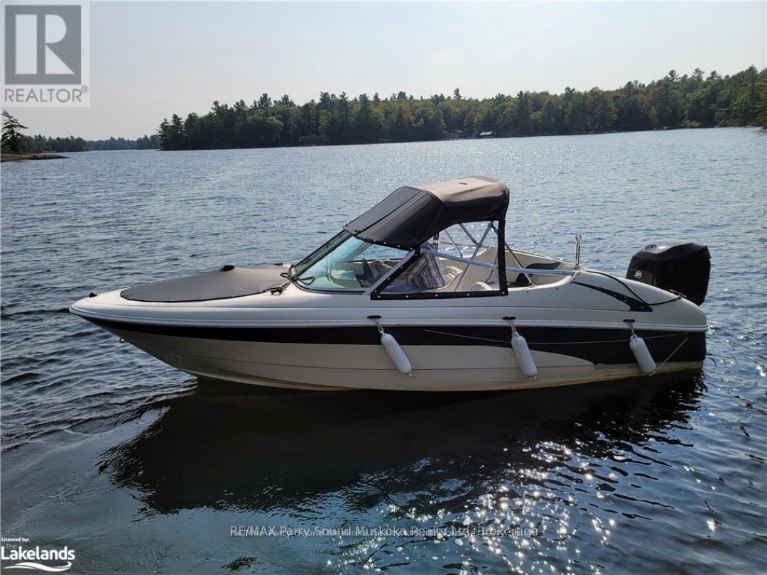 121 Healey, Healey Lake