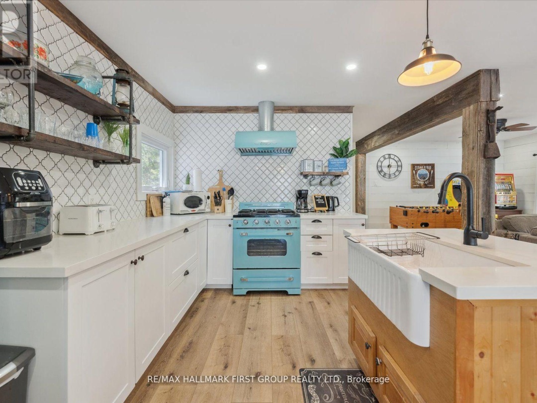 3074 Sparrow Lake Road S, Severn