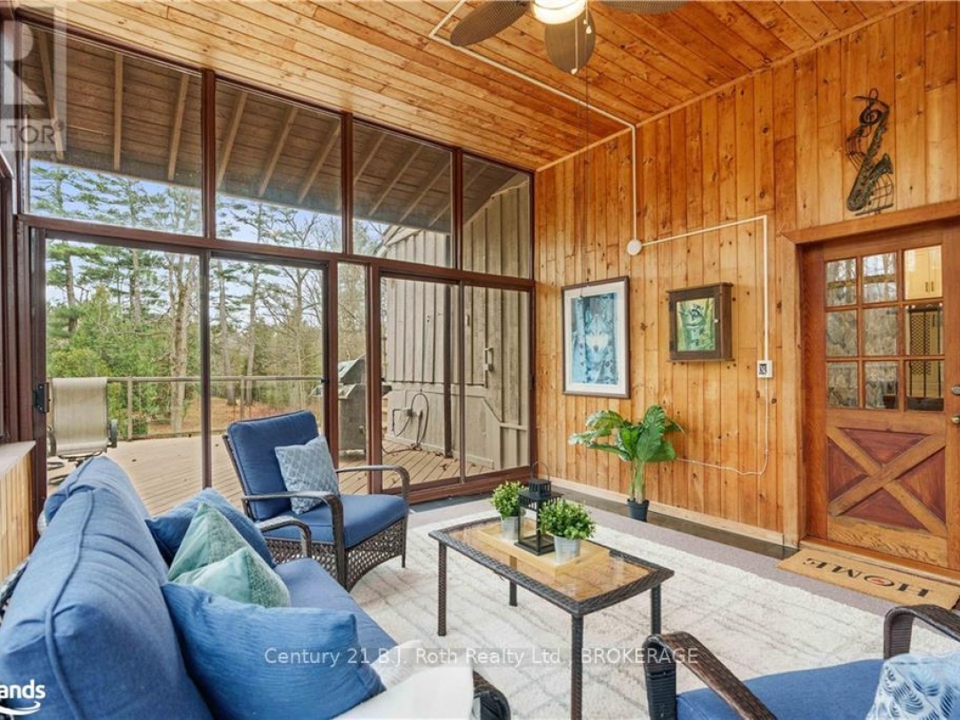 2983 Whelan Way, Black Lake