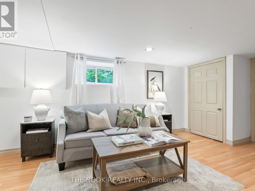 275 VALENTIA ROAD, 