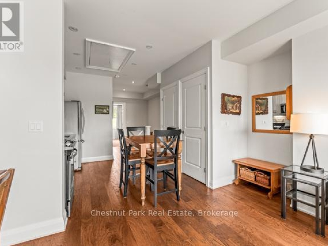 B#206 - 1869 MUSKOKA ROAD 118 HIGHWAY W, 