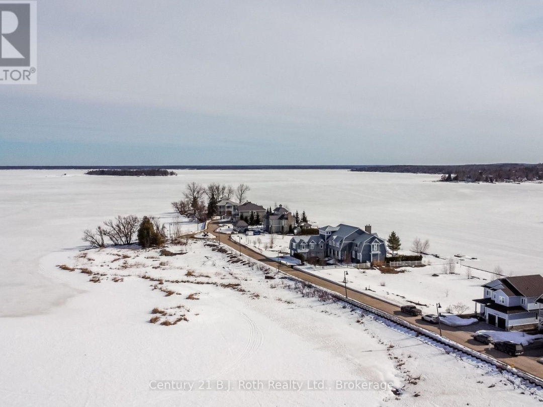 27 53 Dock Lane, Georgian Bay