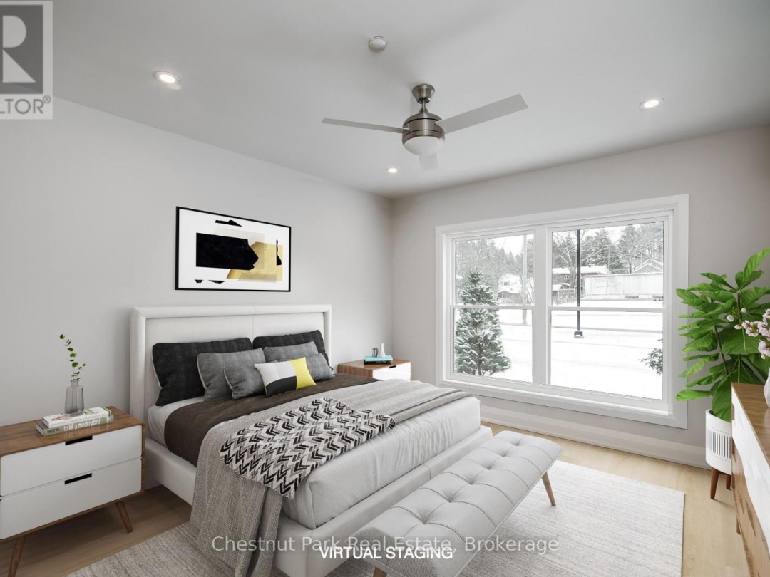 205 200 Anglo Street, South Muskoka Lake