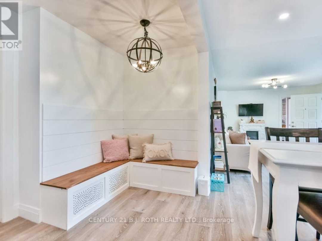 2695 CUMBERLAND ROAD, 