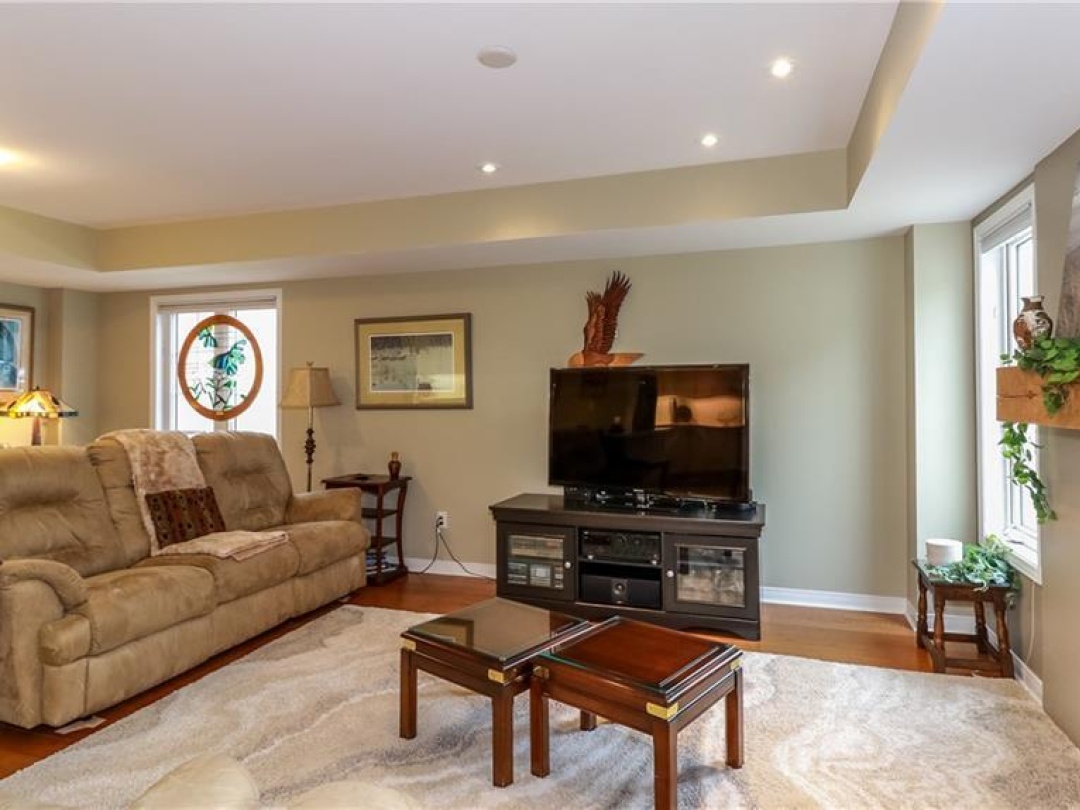 28 MASTERS Crescent, 