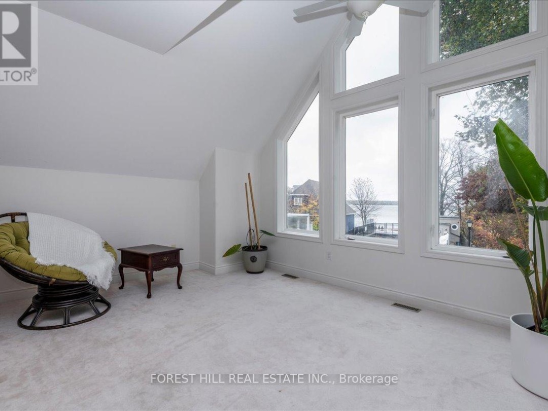 10 - 10 INVERMARA COURT, Lake Simcoe
