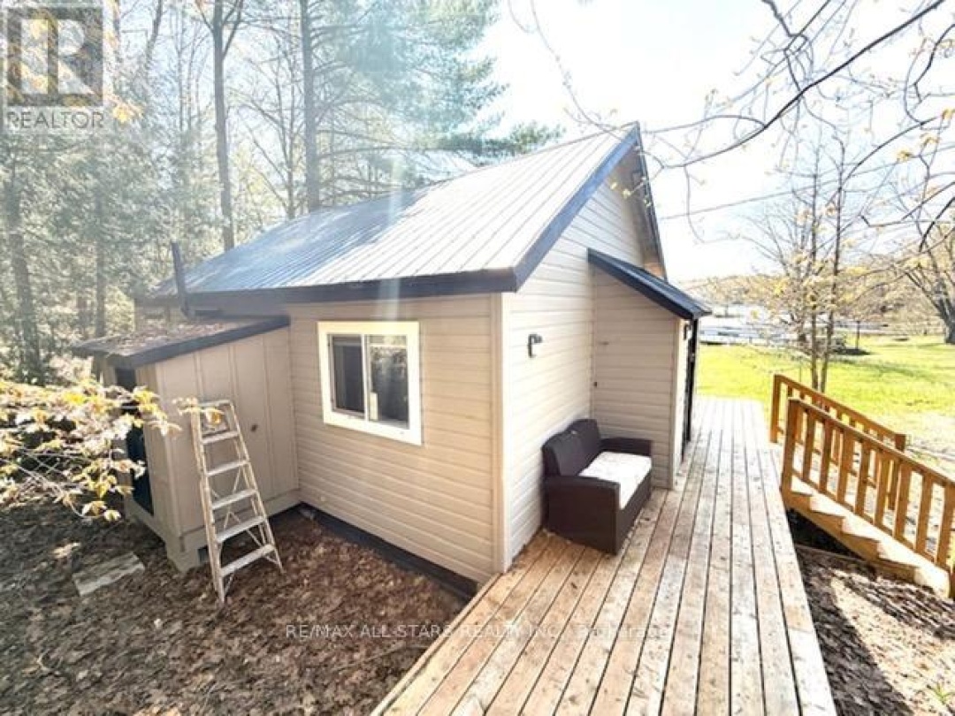 1019 Osler Lane, Gull Lake