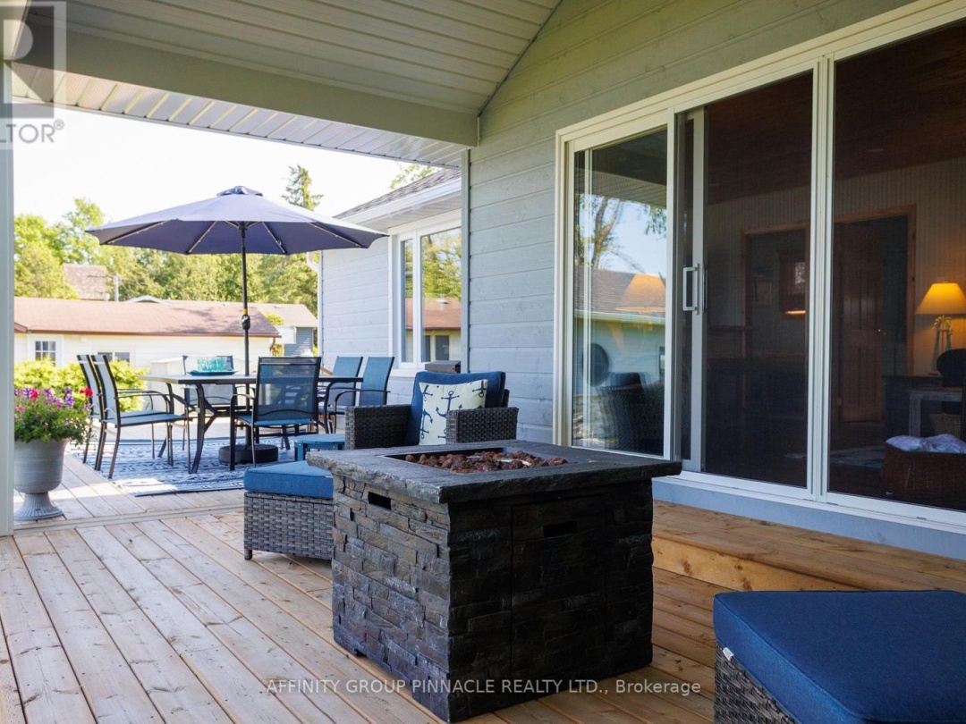 12 GILLIS STREET, Sturgeon Lake