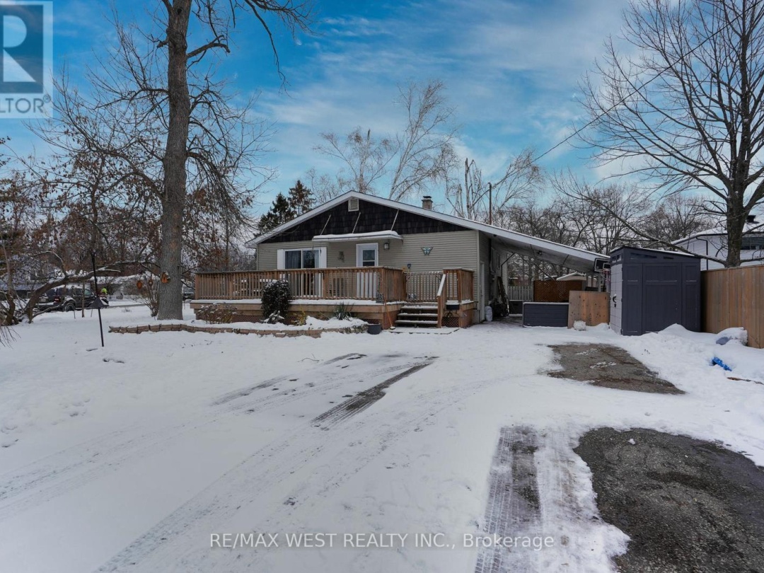 408 COUCHICHING POINT ROAD, 