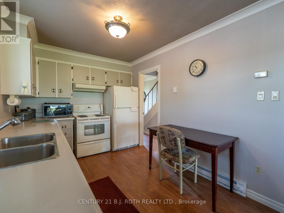 26 - 1 PARADISE BOULEVARD, 