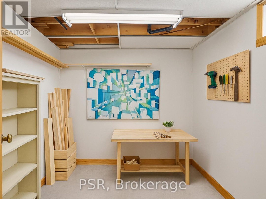 1016 VICTORIA STREET, 