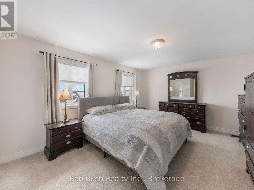 3067 Monarch Drive, Orillia