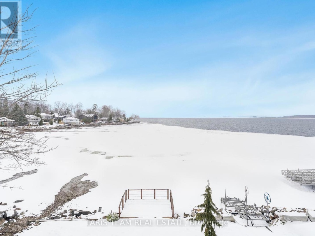 238 Robins Point Road, Georgian Bay