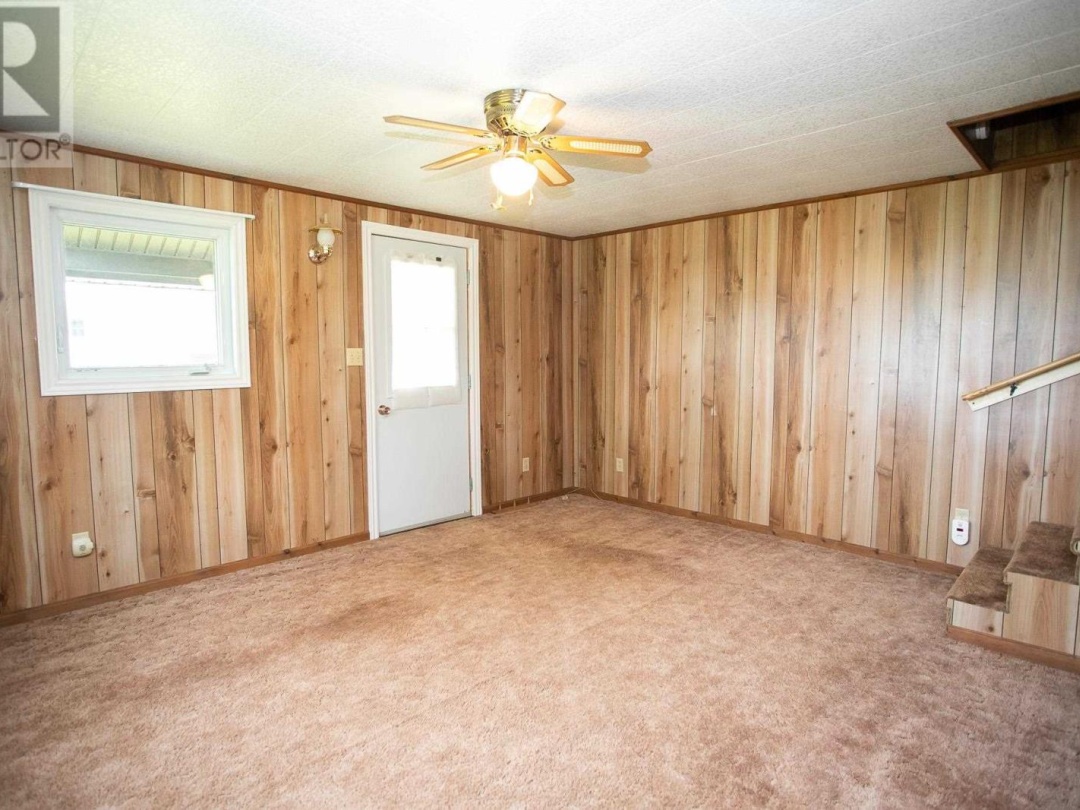 7940 Highway 17 E, Johnson Township