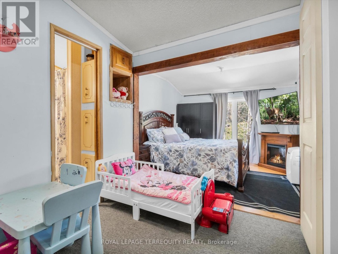 1088 Colony Road, South Branch Muskoka Lake