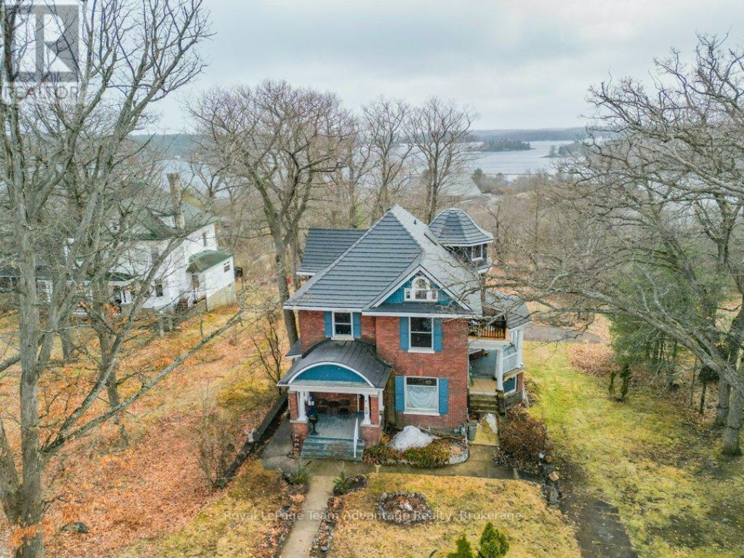 20 Belvedere Avenue, Parry Sound