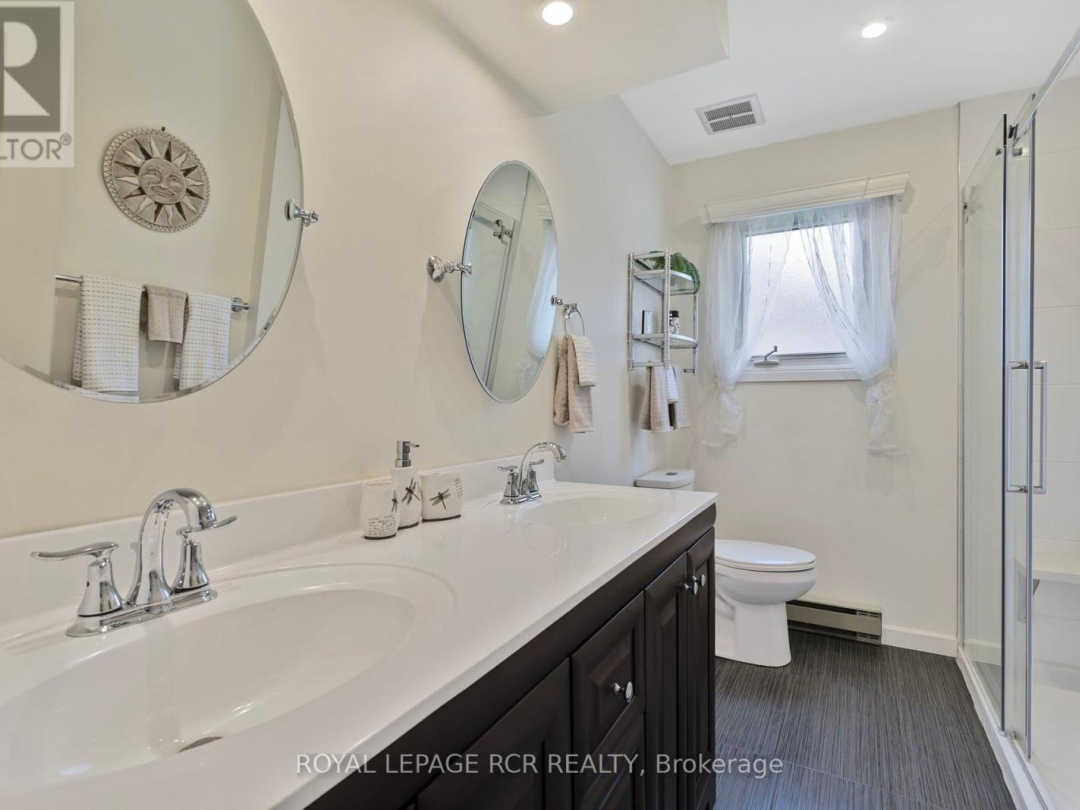 5 PARK LANE, 
