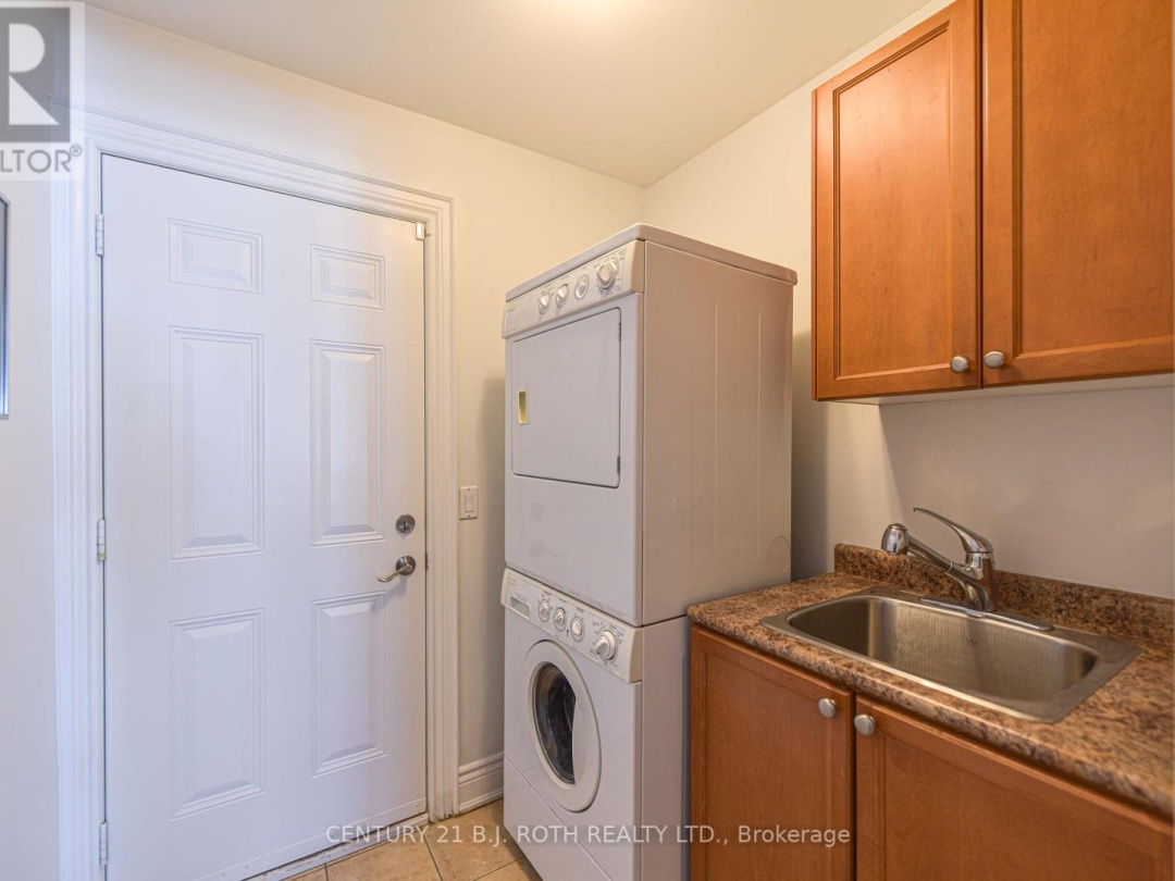 15 - 5 INVERMARA COURT, Lake Simcoe