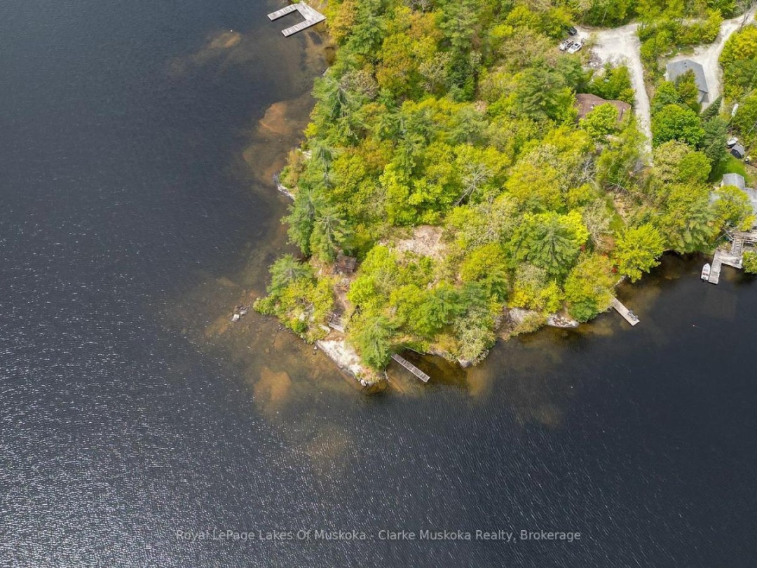 134 Pond Road, Six Mile Lake