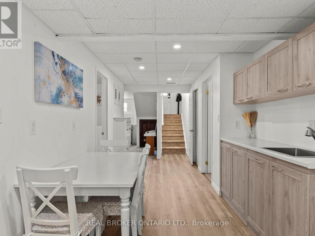 10 JORDON CRESCENT, 