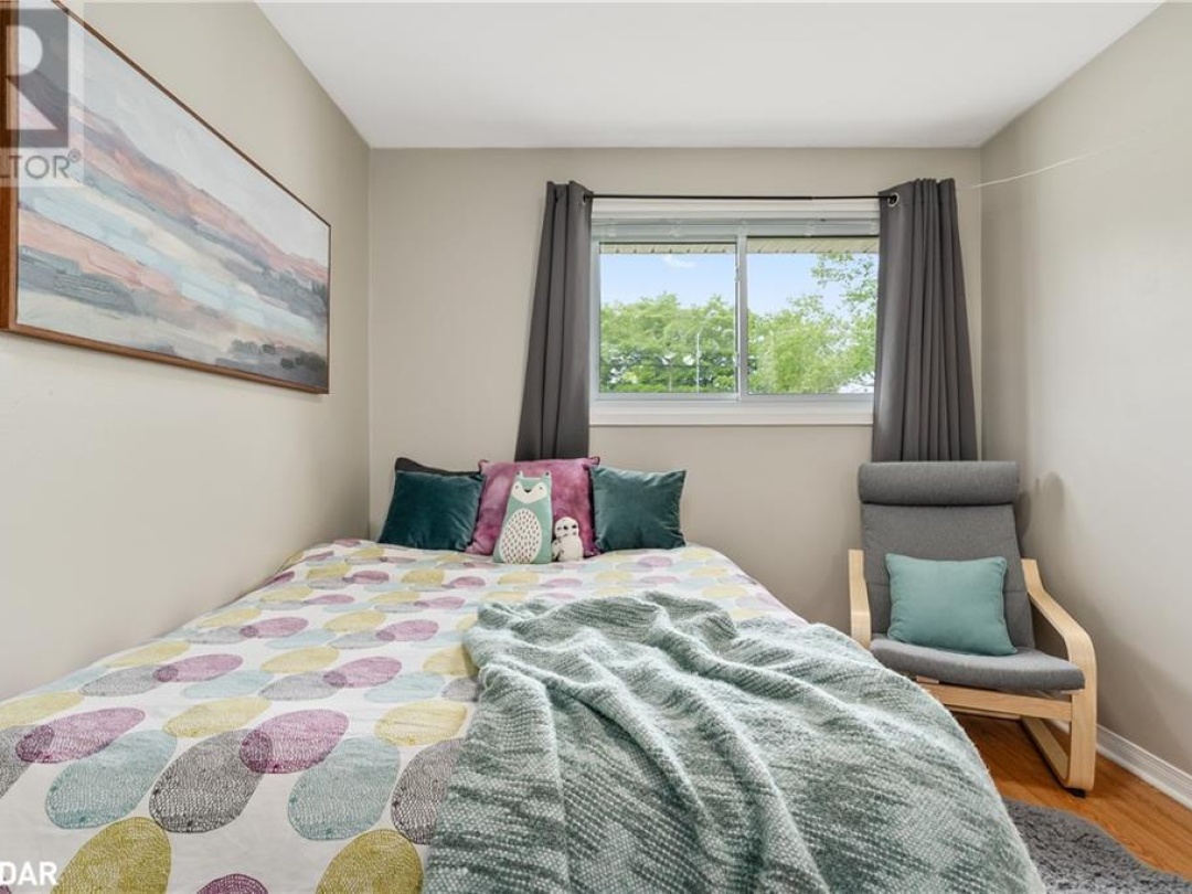 9881 12 Highway, Warminster