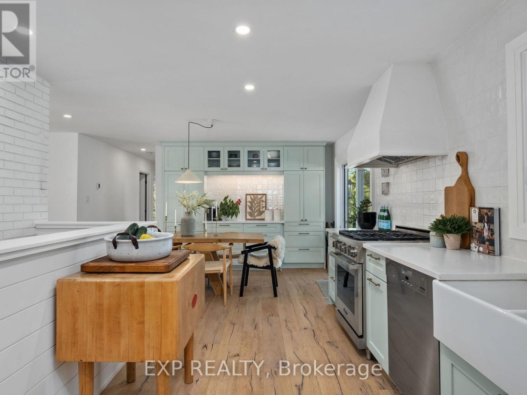 521 COTTAGE ROAD, 