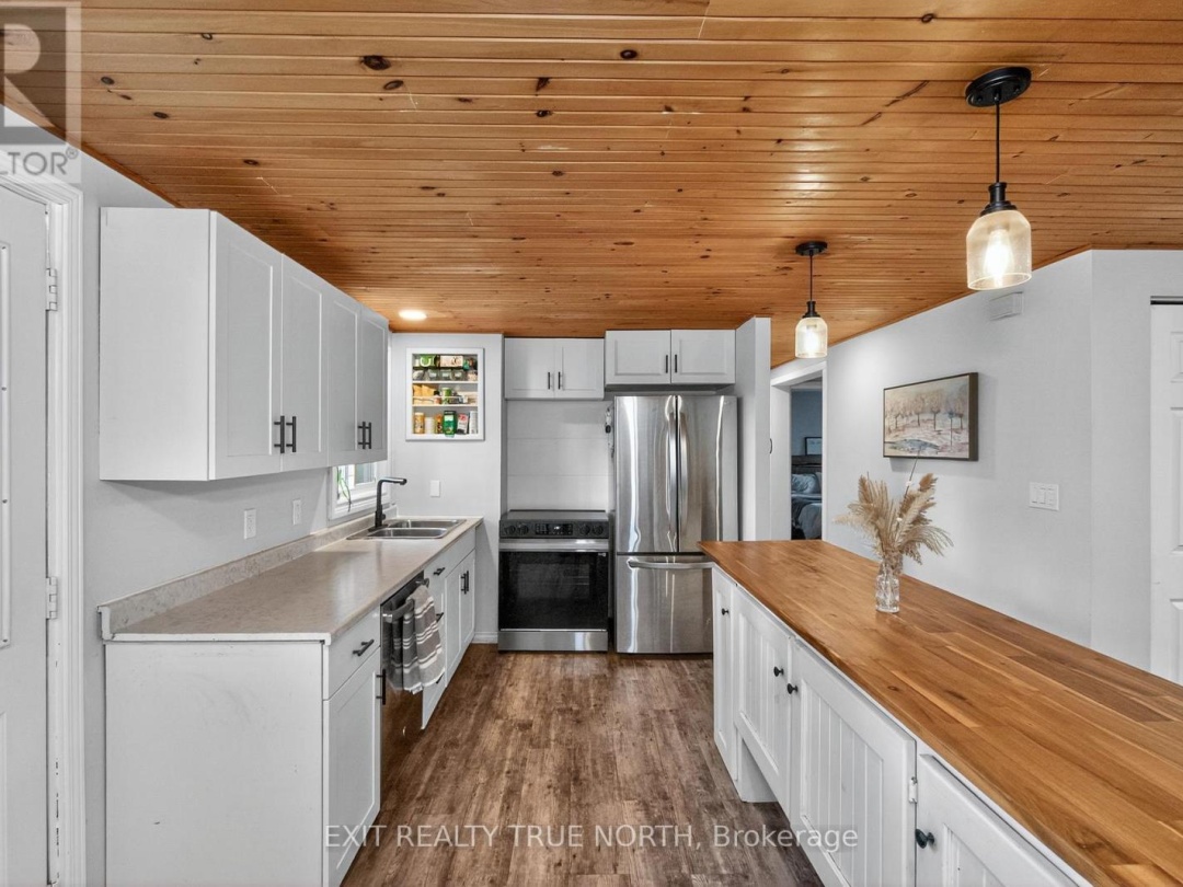 152 HOLDITCH STREET, 