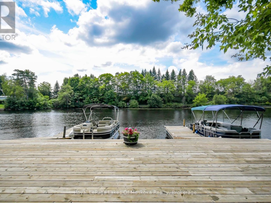 401 31 Dairy Lane, Lake Muskoka