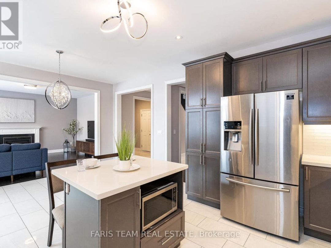 3096 Orion Boulevard, Orillia
