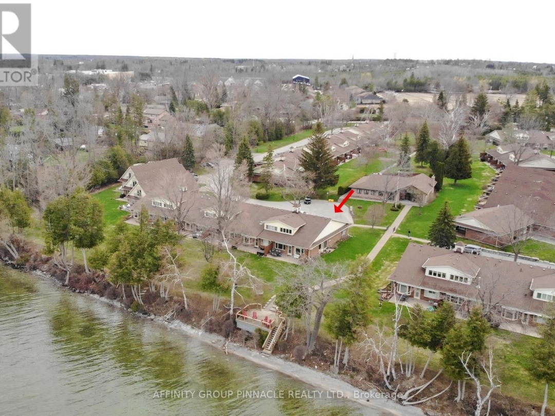 16 B90 Parklawn Boulevard, Lake Simcoe