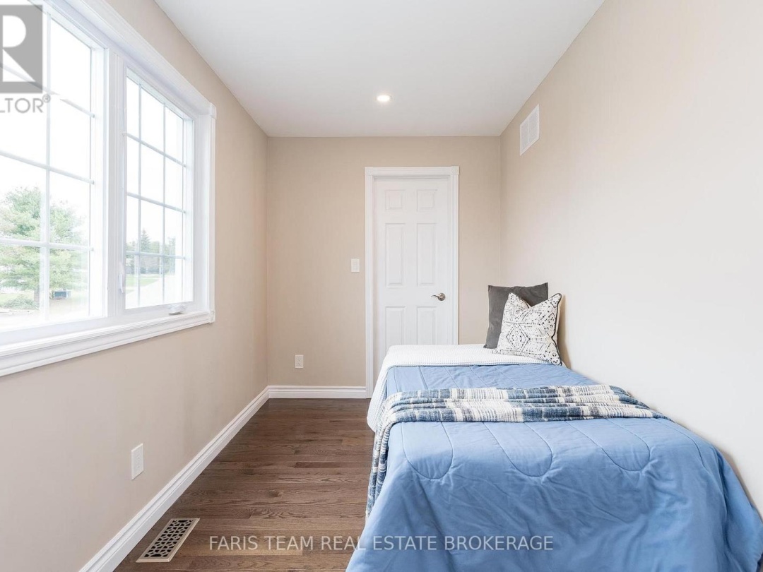 15 LANKIN AVENUE, 