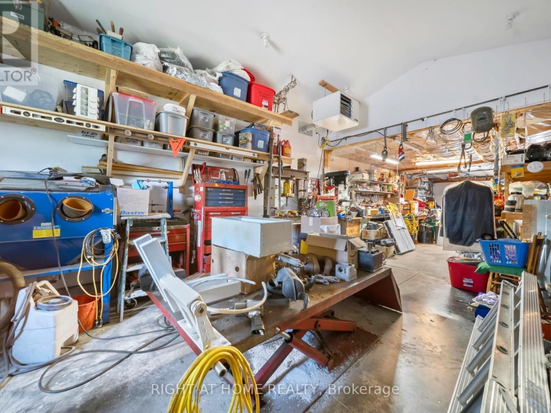 392 BAYVIEW PARKWAY, 