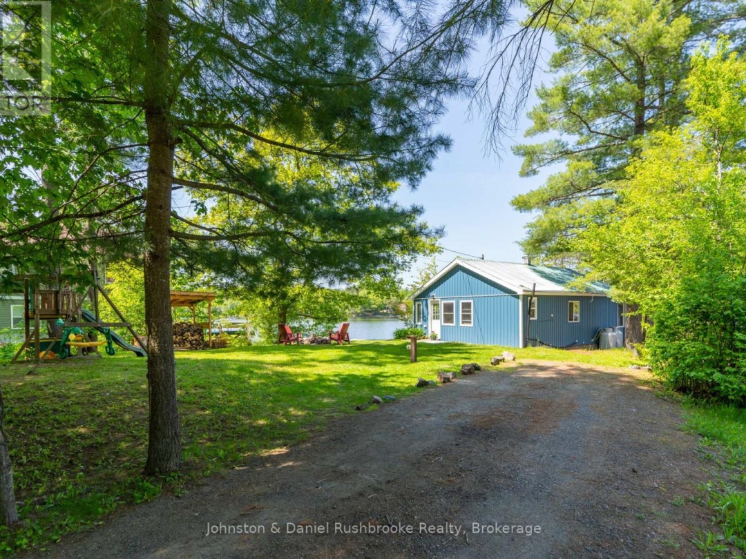 1190 South Morrison Lake Road, Morrison Lake