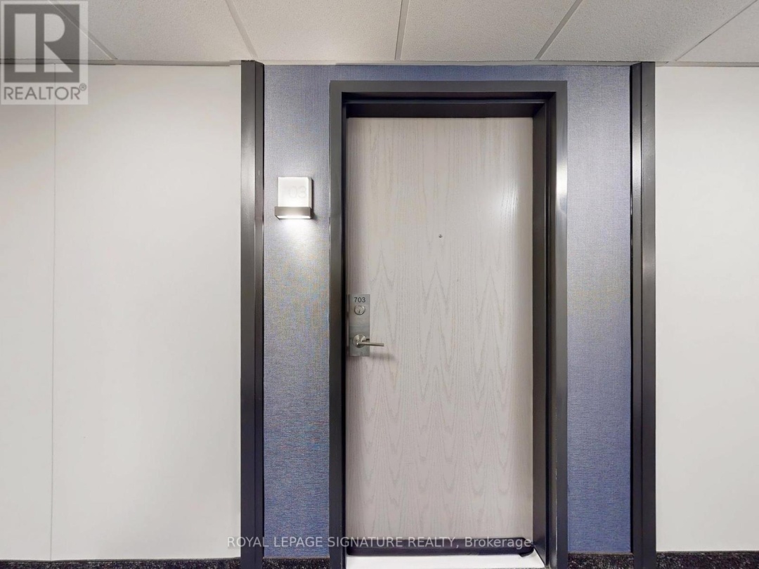 703 - 58 LAKESIDE TERRACE, 