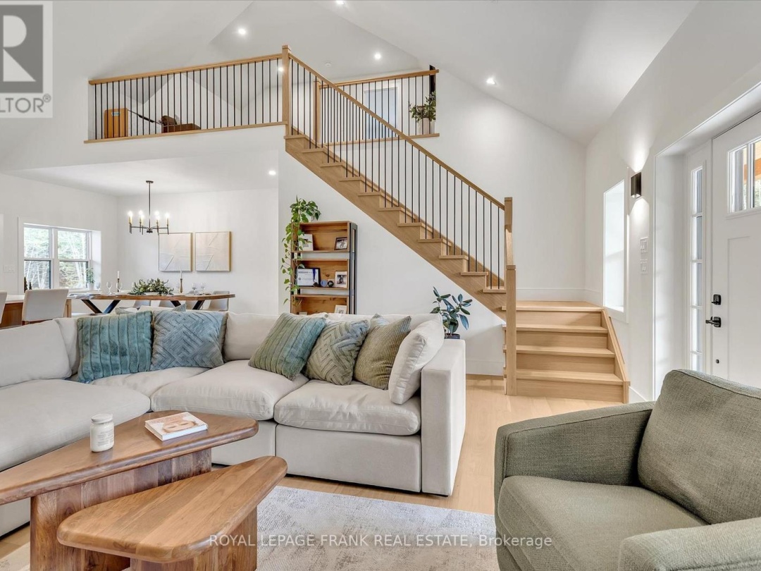 652 County Road 49, Trent Lakes