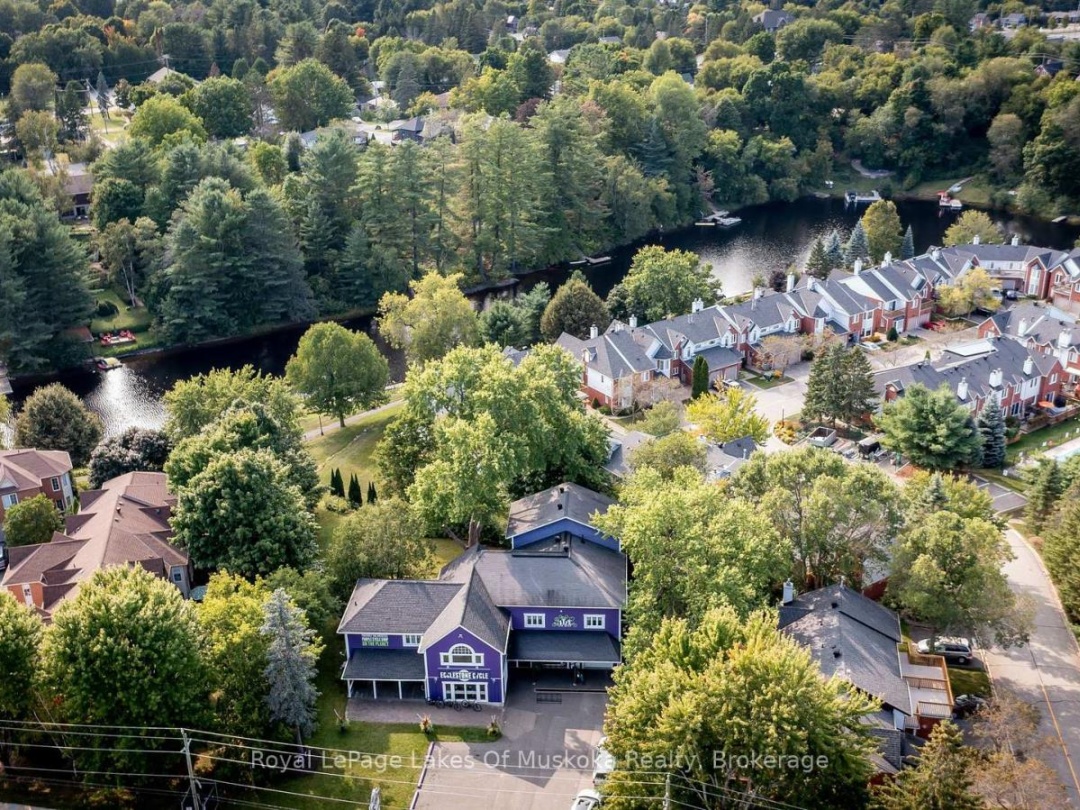 230 Ecclestone Drive, Bracebridge