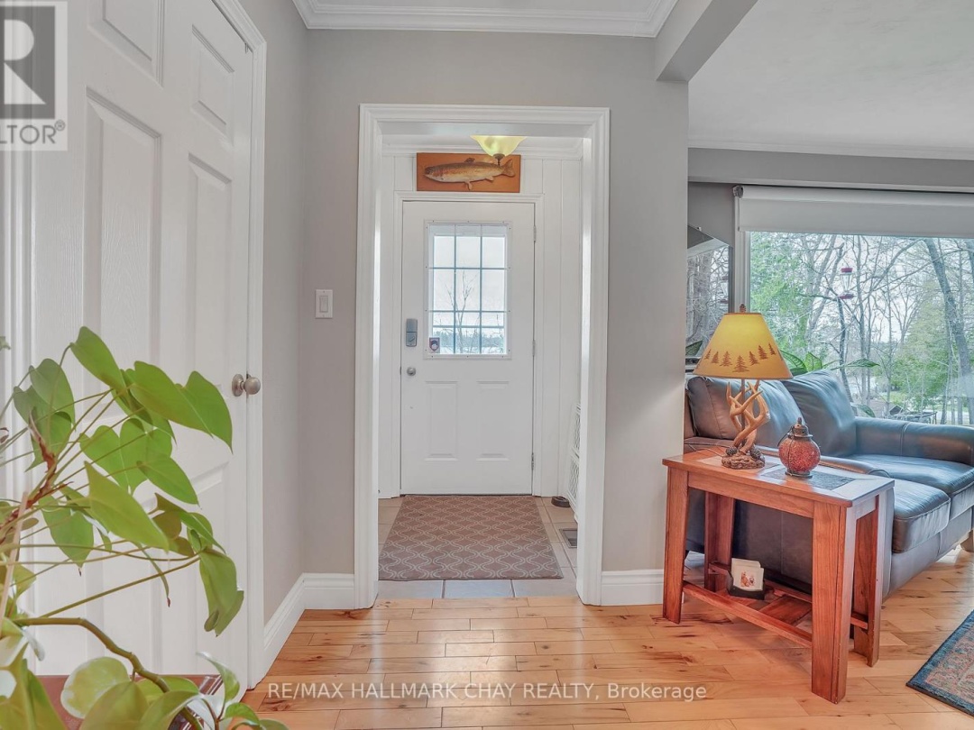 138 Lake Dalrymple Road, Dalrymple Lake