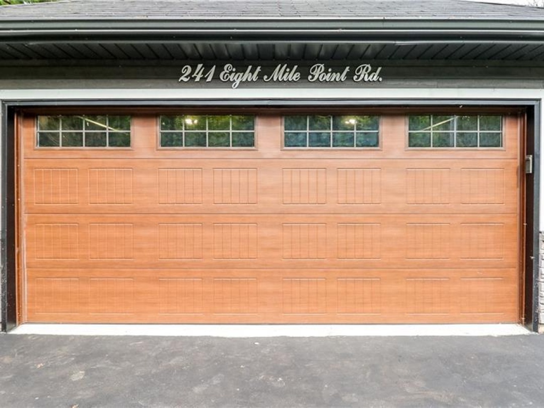 241 Eight Mile Point Road, Lake Simcoe