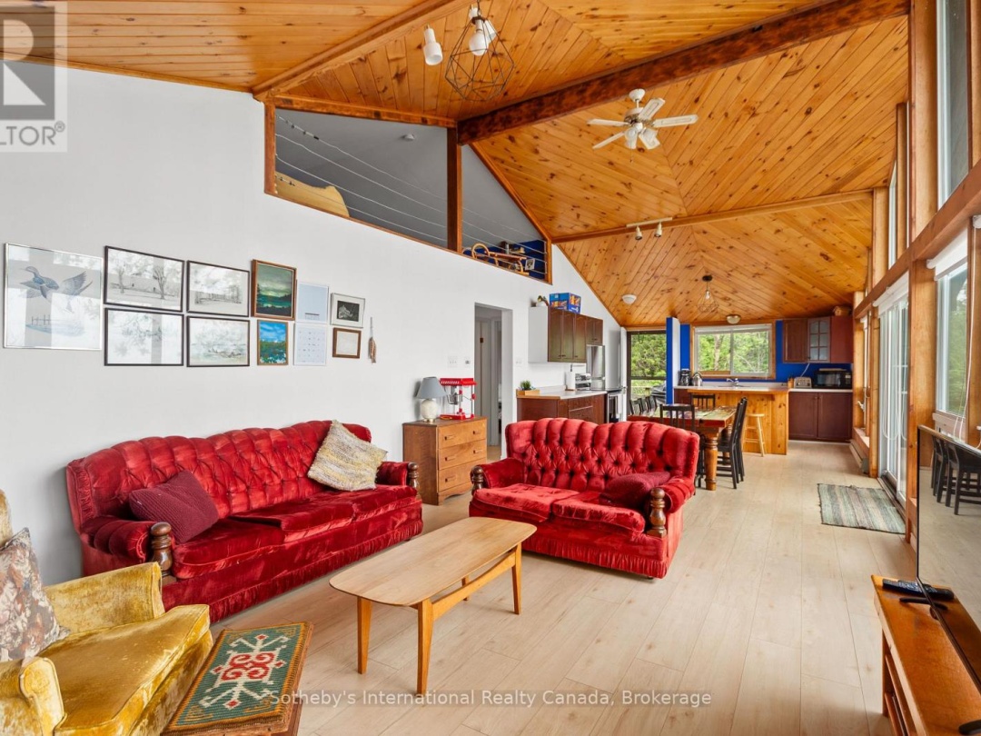 10 & 11 METHODIST ISLAND, 