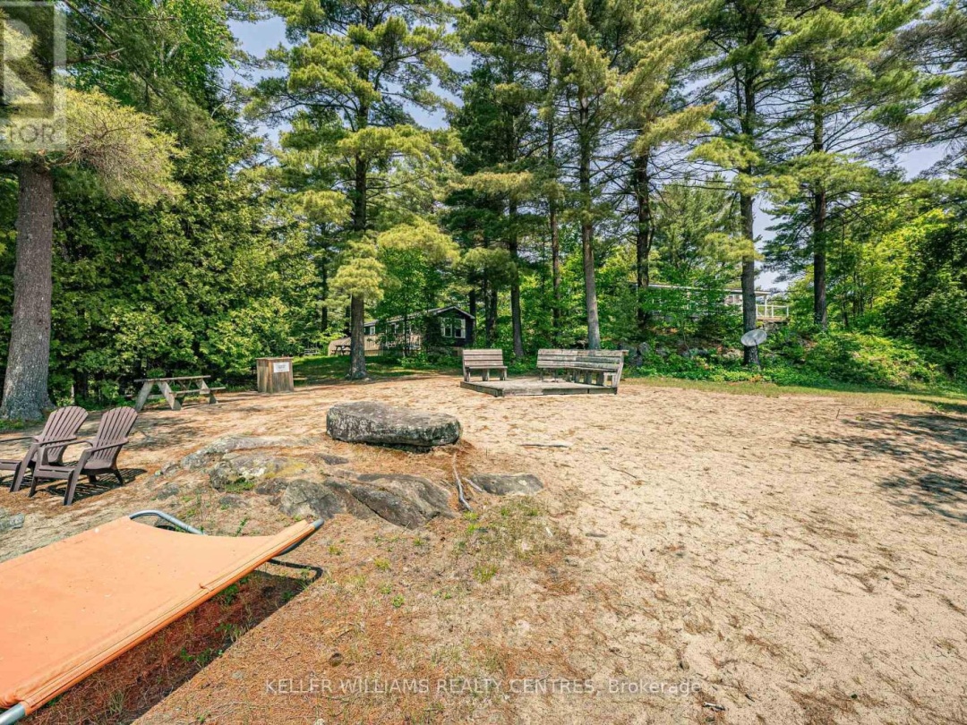 #38 Lakeridge 1047 Bonnie Lake Camp Road, Bracebridge (Macaulay)