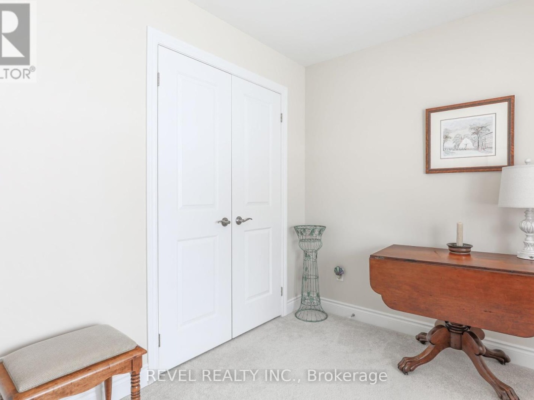 35 BRUCE CRESCENT, 