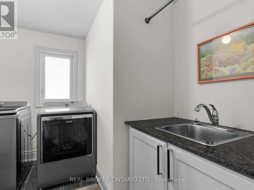 3032 MONARCH DRIVE, 