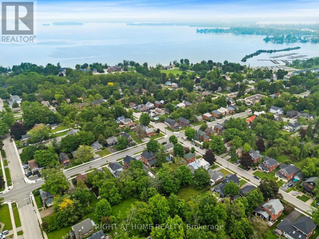 251 LACLIE STREET, 