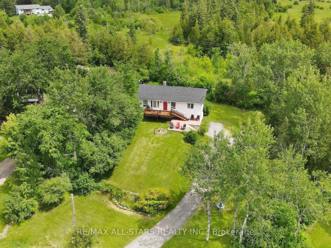43 Sturgeon Glen Road, Sturgeon Lake