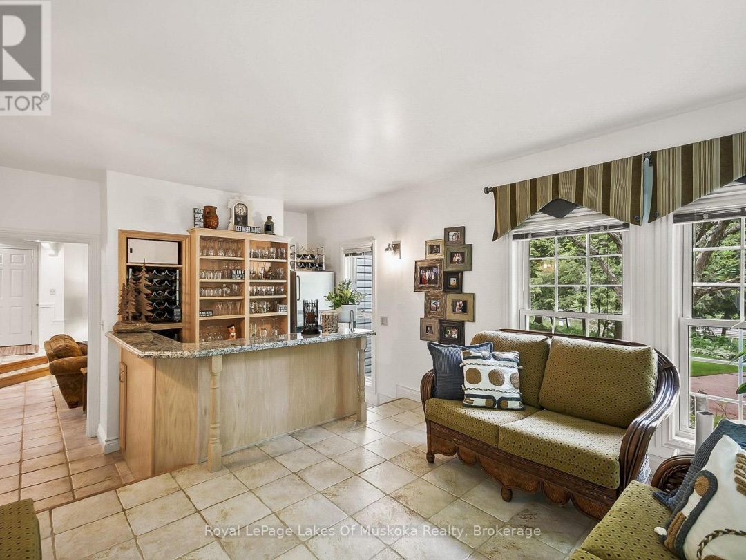 103 SOUTHBANK DRIVE, 